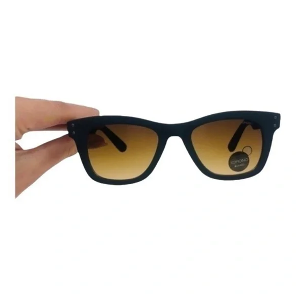 Komono Women’s Sunglasses Black NEW the allen